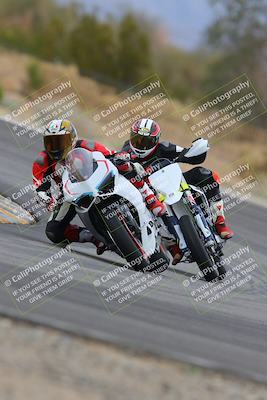 media/Jan-15-2023-SoCal Trackdays (Sun) [[c1237a034a]]/Turn 3 (1115am)/